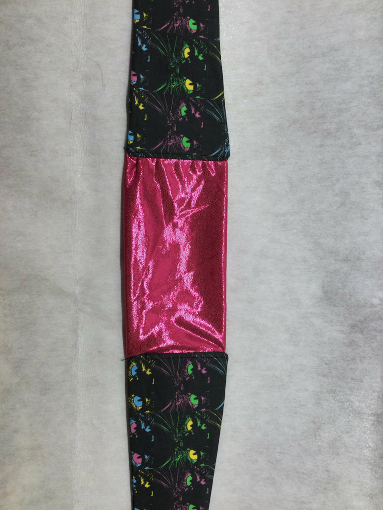 Hot pink Cat insulin pump band by DazzlingPumpPouches - The Useless Pancreas