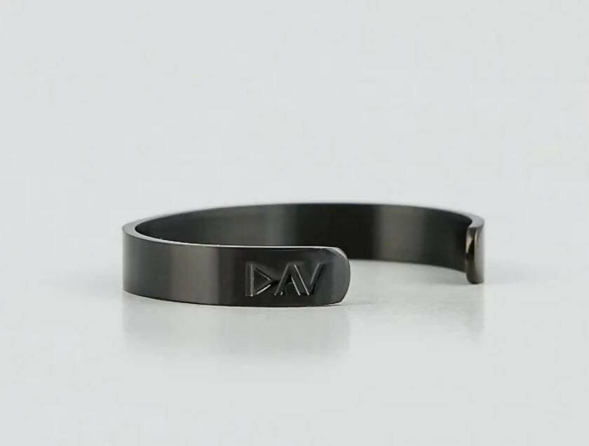 Diabadass Cuff Bracelet – Black - The Useless Pancreas