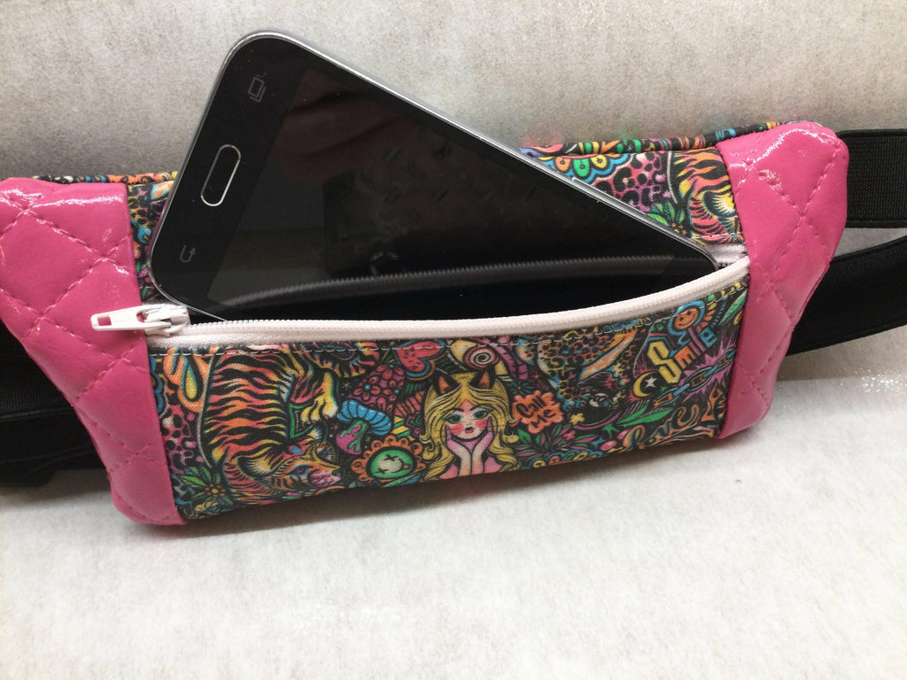 Insulin pump pouch belt Y2K hot pink doodle by DazzlingPumpPouches - The Useless Pancreas