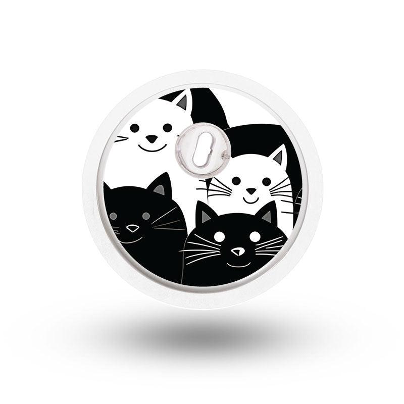Freestyle Libre 3 sensor sticker: Black and white cats - The Useless Pancreas