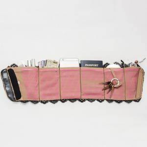 GIRLYGOGARTER® - The Useless Pancreas
