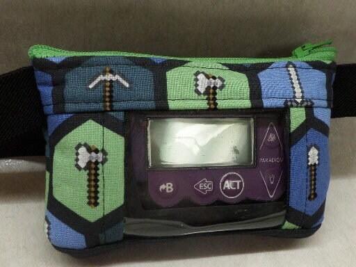 Insulin Pump Pouch/Case With Window by Dazzling Pump Pouches - Gaming - The Useless Pancreas