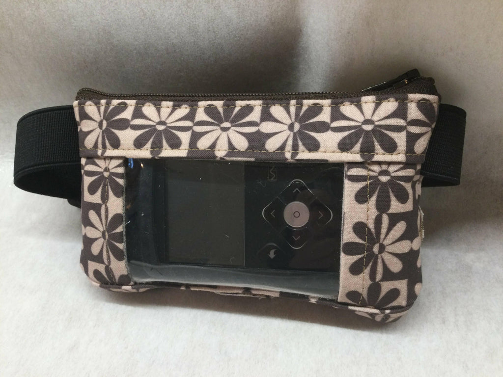 Insulin Pump Case Neutral Floral by Dazzling Pump Pouches - The Useless Pancreas
