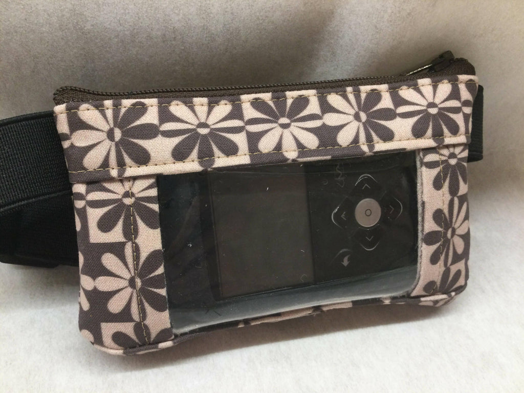 Insulin Pump Case Neutral Floral by Dazzling Pump Pouches - The Useless Pancreas